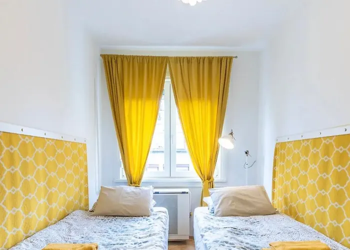 Elegant Escape By Buda Castle For Pleasure Seekers *