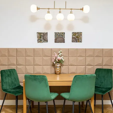 Elegant Escape By Buda Castle For Pleasure Seekers Apartman Budapest